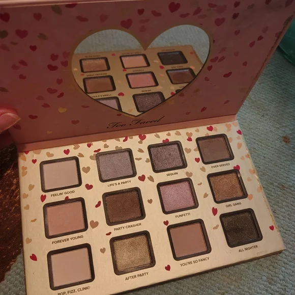 Too Faced Eyeshadow Palette - Multicolor - Picture 5 of 6